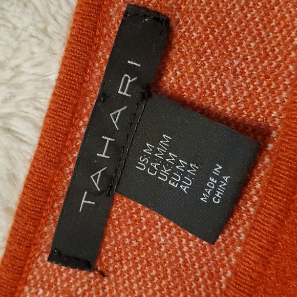 Tahari sweater - Picture 6 of 7